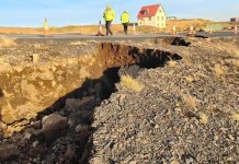 Ισλανδία: Σε επιφυλακή οι Αρχές για την έκρηξη του ηφαιστείου – Καπνοί βγαίνουν από τα ρήγματα που άνοιξαν