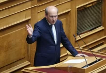 Κ. Χατζηδάκης προς αντιπολίτευση: “Είστε με τους δανειολήπτες ή με τους servicers;”