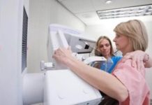 Εστάλησαν τα πρώτα SMS για δωρεάν μαστογραφία στις νέες ηλικιακές ομάδες δικαιούχων