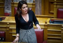 Δόμνα Μιχαηλίδου: «Καμία συζήτηση για αύξηση των ορίων ηλικίας συνταξιοδότησης»