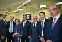 Ε.Κ.Π.Α. / Αρεταίειο Πανεπιστημιακό Νοσοκομείο: Εγκαινιάστηκε το πρώτο χειρουργικό ρομποτικό σύστημα σε πανεπιστημιακό νοσοκομείο της Ελλάδας