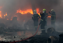 Ολοσχερής καταστροφή στο εργοστάσιο τηγανιών στην Κάτω Κηφισιά εξαιτίας της πυρκαγιάς