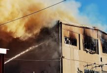 Βελτιωμένη η εικόνα της πυρκαγιάς στις Αχαρνές – Μεγάλες ζημιές σε εργοστάσια