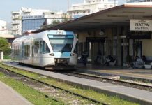 Πάτρα: Κανονικά η κυκλοφορία του προαστιακού που είχε διακοπεί λόγω στρέβλωσης των γραμμών από τη ζέστη