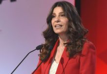 Κρατάει τη βουλευτική έδρα η Πόπη Τσαπανίδου: «Ύψιστη ευθύνη να ανταποκριθώ σε όσα προστάζει το Σύνταγμα»