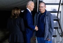 Ιστορική συμφωνία ανταλλαγής 26 κρατουμένων μεταξύ Ρωσία και ΗΠΑ