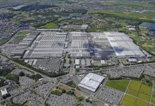 Ιαπωνία: Διέκοψε την παραγωγή σε όλα τα εργοστάσιά της η Toyota λόγω επικείμενου τυφώνα