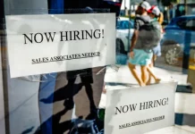 ΗΠΑ: Ξεπέρασαν κάθε προσδοκία οι νέες θέσεις εργασίας — Στο 4,1% η ανεργία