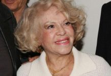 Δύσκολες ώρες για την Καίτη Γκρέυ – Νοσηλεύεται σε σοβαρή κατάσταση έπειτα από εγκεφαλικό