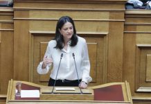 Νίκη Κεραμέως: «Συζητούμε πόσο και πώς θα αυξάνεται ο κατώτατος μισθός πάνω από τα 950 ευρώ μετά το 2027»