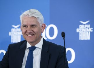 Λάζαρος Παπαγαρυφάλλου (Alpha Bank): «Πρωτοβουλίες για πρόσβαση των μικρομεσαίων σε δανεισμό και προσιτή κατοικία»