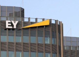 Αλλάζει παγκόσμια δομή η ΕΥ με 10 νέες διοικητικές περιοχές – Που θα ανήκει η EY Ελλάδος