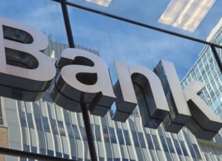 DBRS: «Αριστες» επιδόσεις για τις ελληνικές τράπεζες στα stress test – Τι έδειξαν τα αποτελέσματα