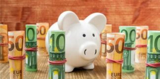 ΤτΕ: Αυξήθηκαν κατά 2,74 δισ. ευρώ οι καταθέσεις των επιχειρήσεων τον Σεπτέμβριο – Μειώθηκαν των νοικοκυριών