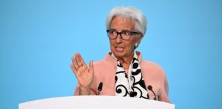 Σε στάση αναμονής η ΕΚΤ για τα επιτόκια – Στο μικροσκόπιο οι επιπτώσεις της γεωπολιτικής κρίσης